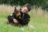 ENFANT ET CHIEN 423